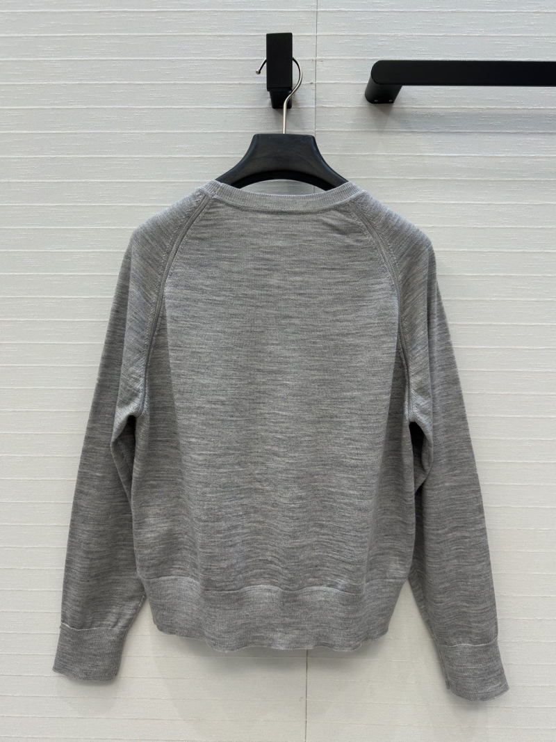 H**me5 sweaters